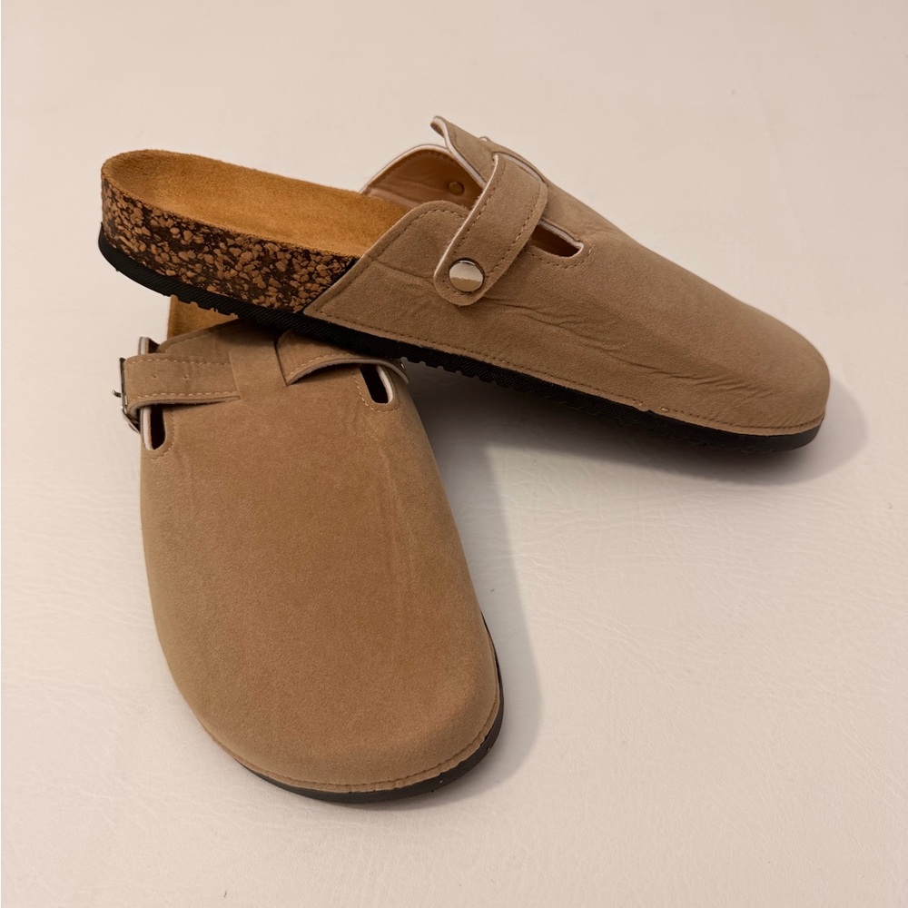 Men's Tan Slip-On Loafers with Buckle Size Men‎ 9.5/10 - Picture 3 of 5